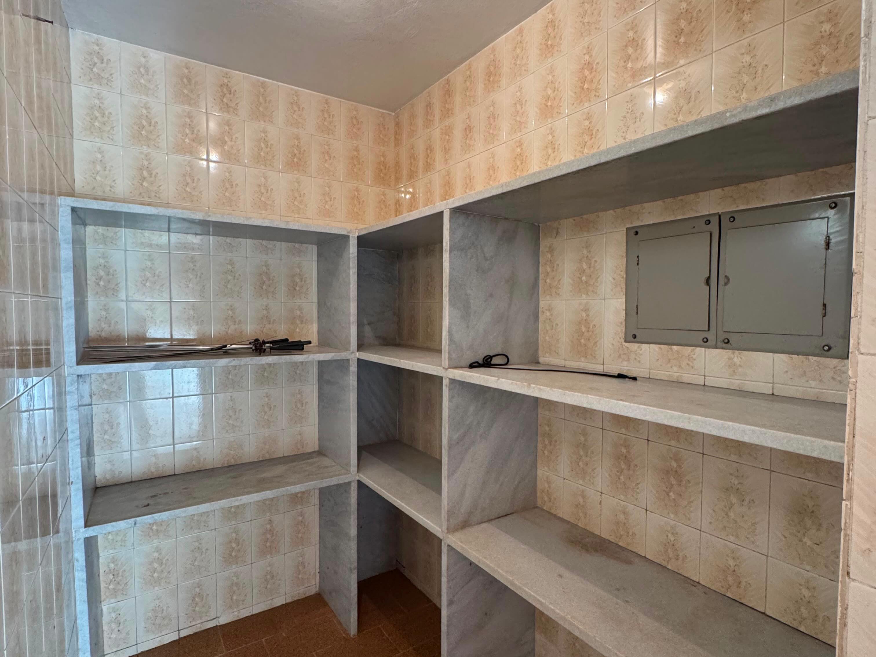 CASA DISPONÍVEL PARA VENDA