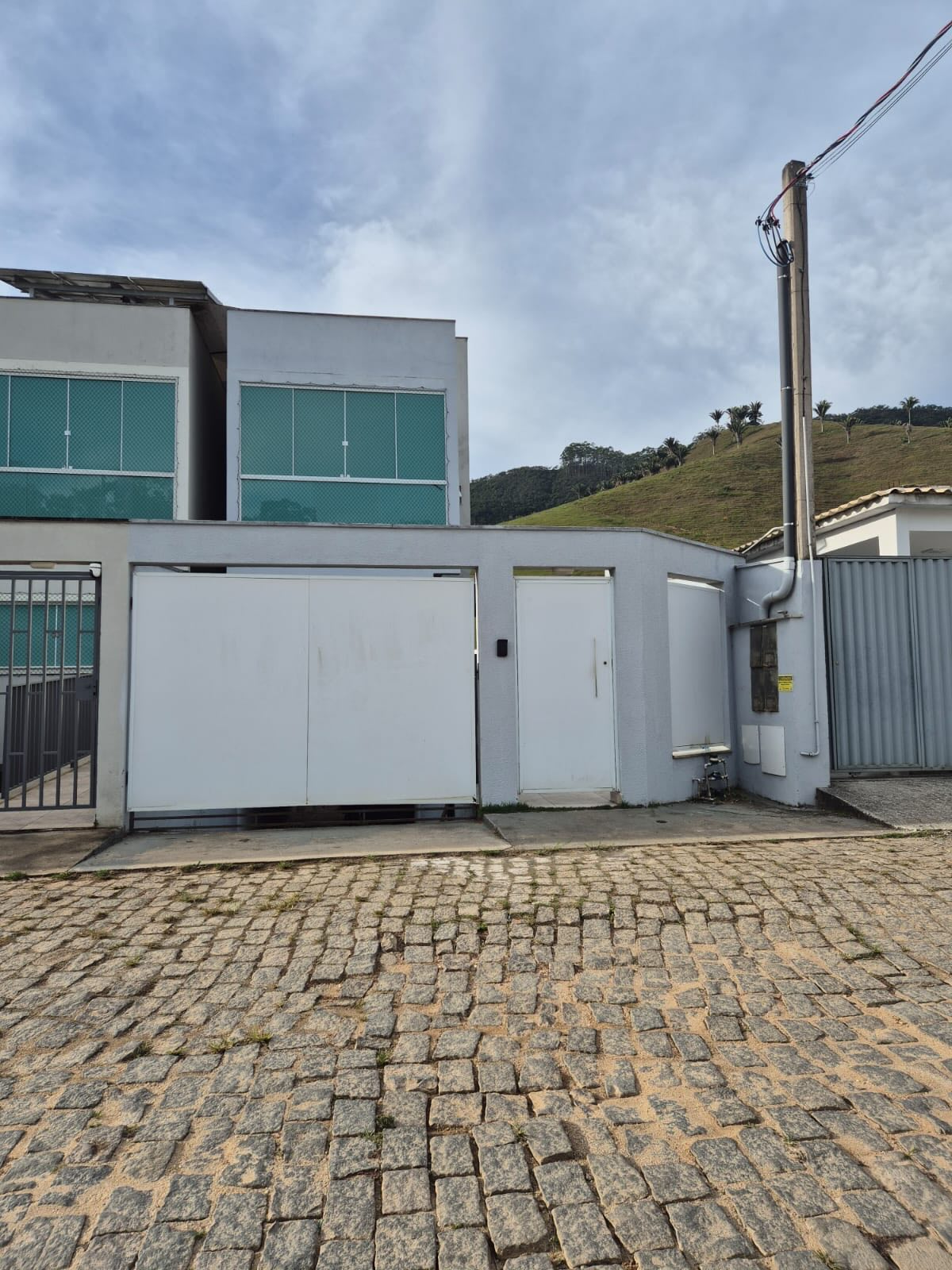 TRIPLEX DISPONÍVEL PARA VENDA