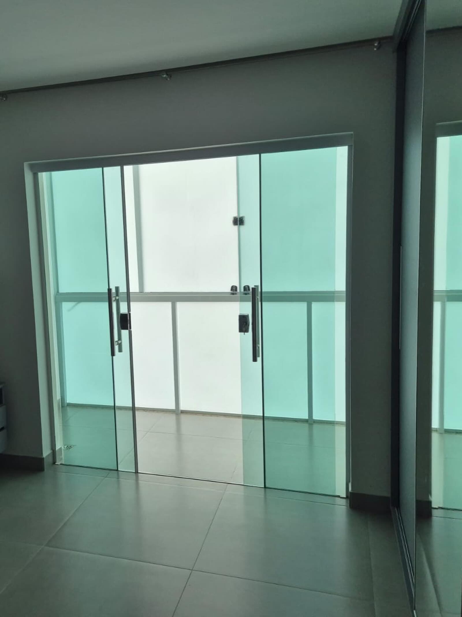 TRIPLEX DISPONÍVEL PARA VENDA