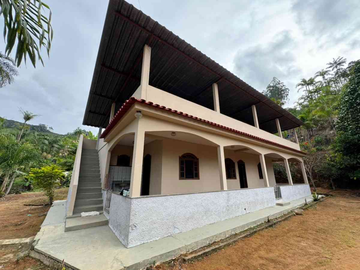 CHÁCARA RESIDENCIAL