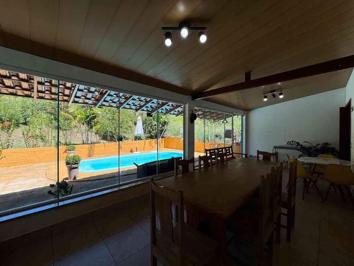 CHÁCARA RESIDENCIAL