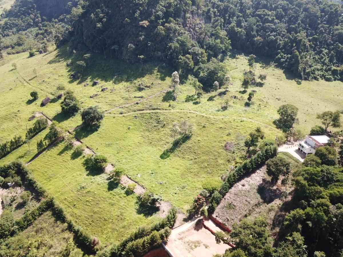 PROPRIEDADE RURAL/ RESIDENCIAL