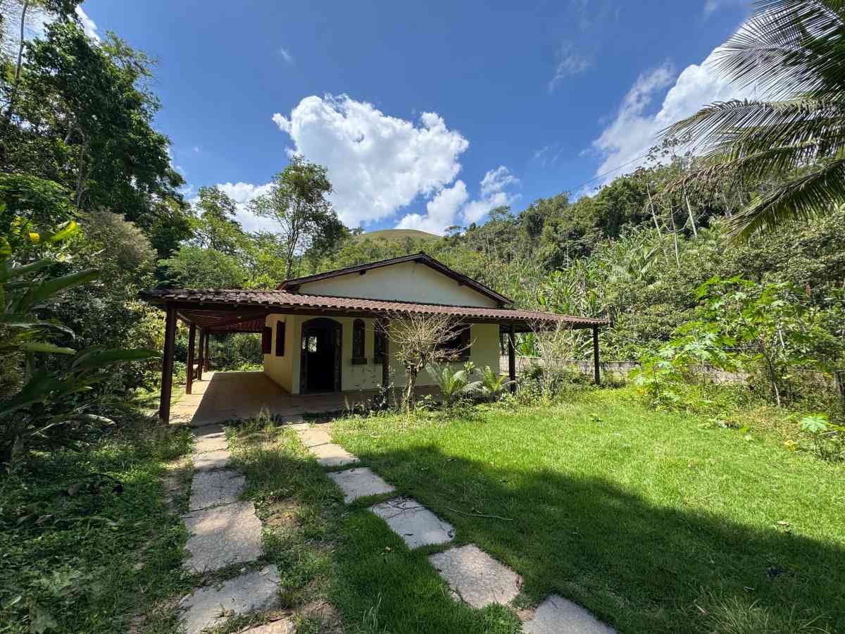 CHÁCARA RESIDENCIAL