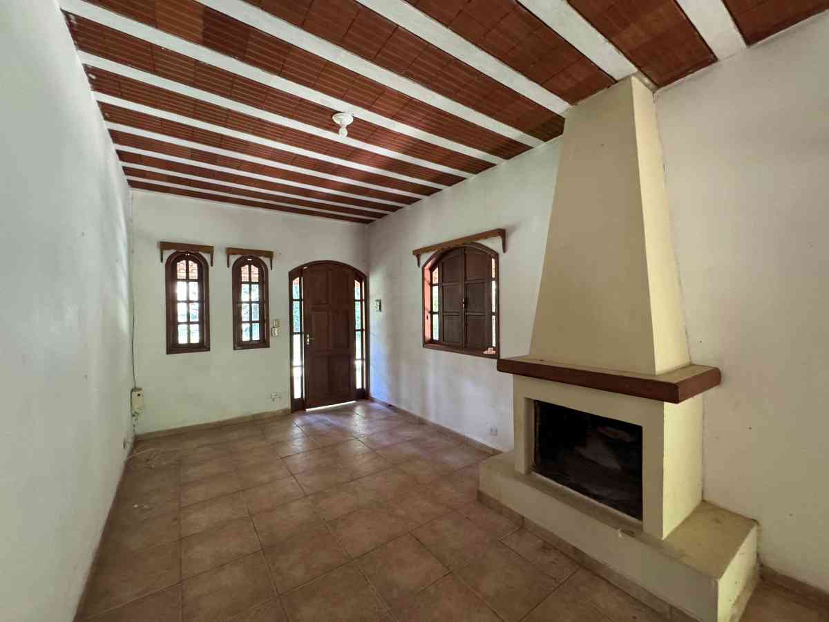 CHÁCARA RESIDENCIAL