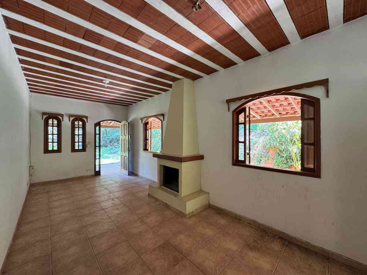 CHÁCARA RESIDENCIAL