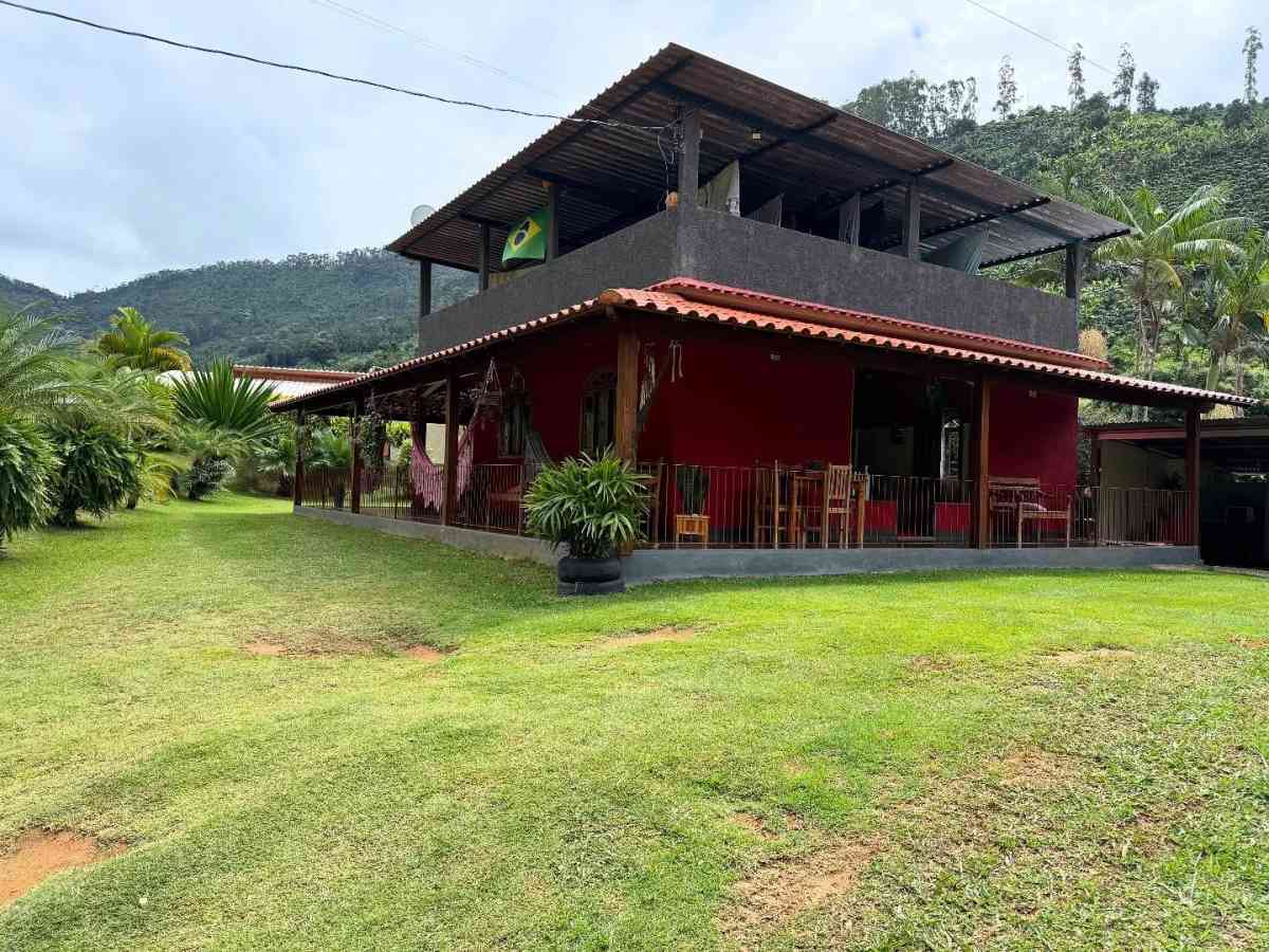 CHÁCARA RESIDENCIAL