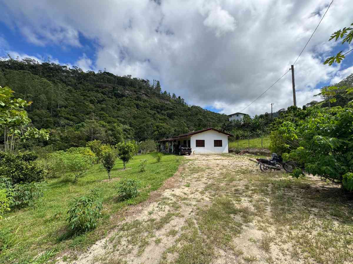 CHÁCARA RESIDENCIAL